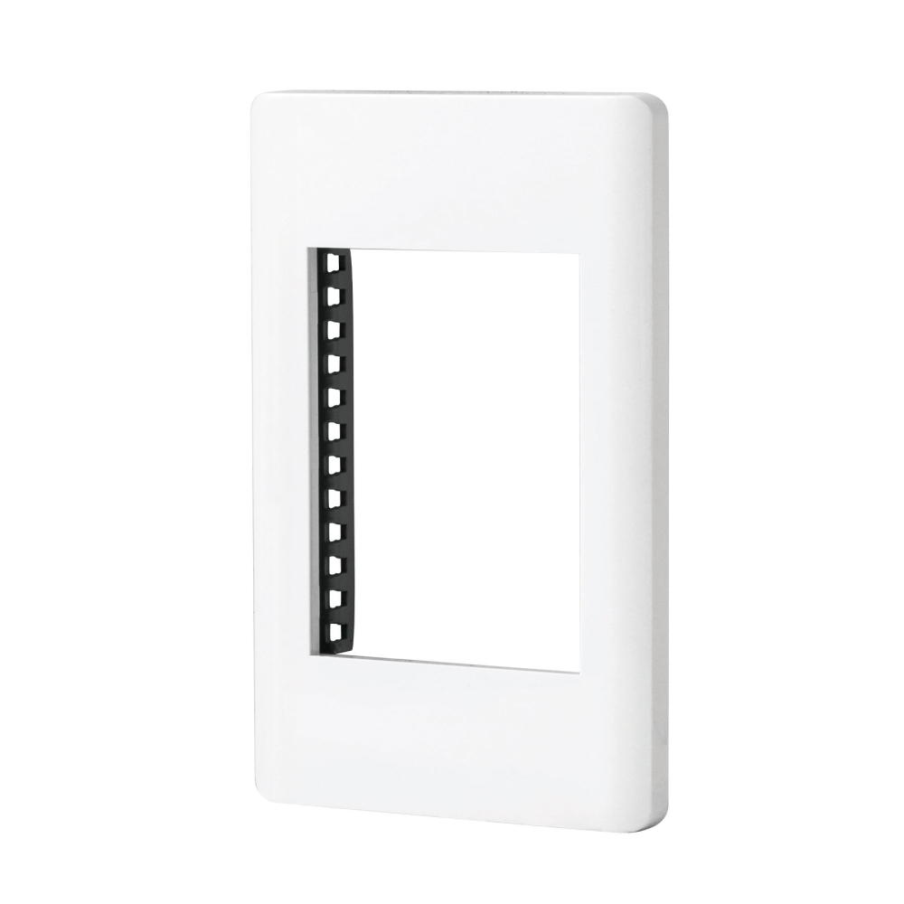 Placa blanca de 1 ventana 3 módulos, línea Lisboa, Volteck PPTR-LB